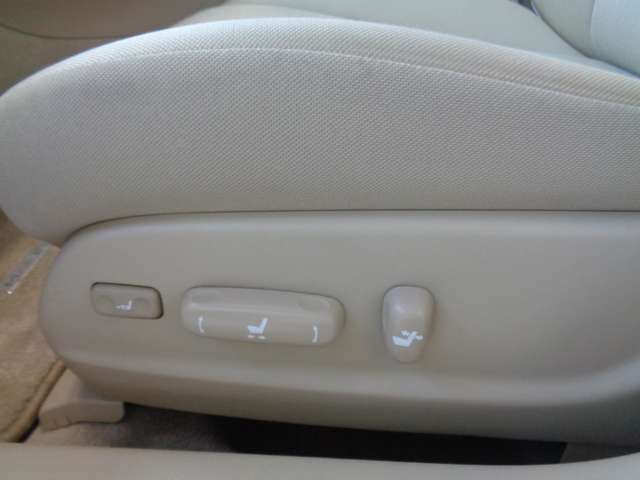 トヨタ マークＸ ２．５ ２５０Ｇ ＦＯＵＲ リミテッド ４ＷＤ H20年 () 99