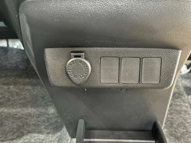 ダイハツ ミラ　イース ６６０ Ｌ R5年 (中国) 99