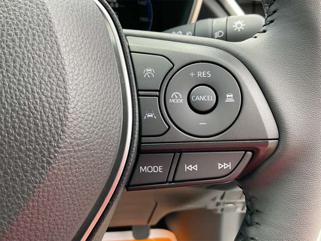 トヨタ カローラクロス　ハイブリッド １．８ ハイブリッド Ｚ R6年 (近畿) 99