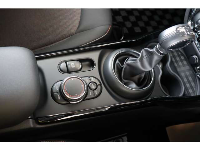 ミニ ミニクラブマン クーパー H30年 (近畿) 99