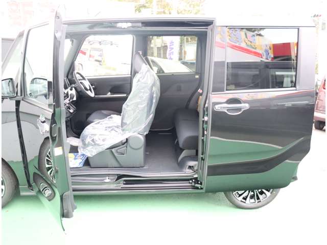 ダイハツ タント ６６０ カスタム ＲＳ R6年 (関東) 99