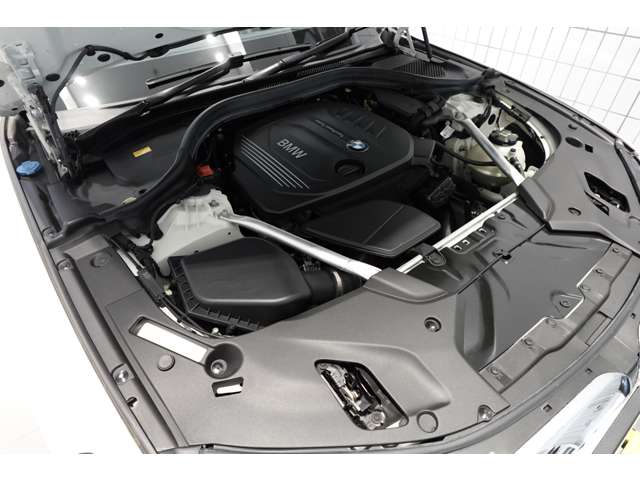 ＢＭＷ ５シリーズ ５２３Ｄ Ｍスポーツ ディーゼルターボ R1年 (近畿) 99