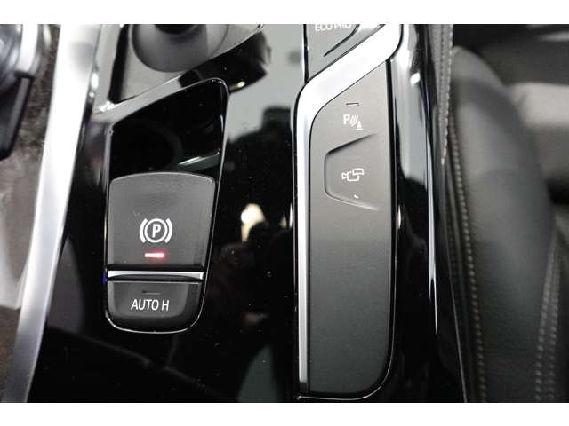 ＢＭＷ ５シリーズ ５２３Ｄ Ｍスポーツ ディーゼルターボ R1年 (近畿) 99