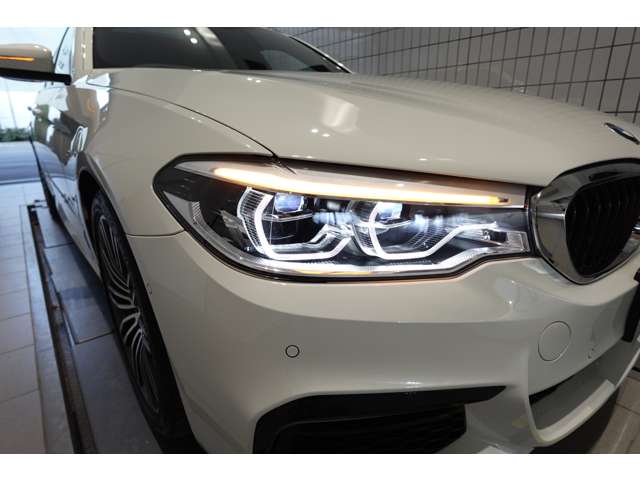 ＢＭＷ ５シリーズ ５２３Ｄ Ｍスポーツ ディーゼルターボ R1年 (近畿) 99