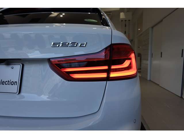 ＢＭＷ ５シリーズ ５２３Ｄ Ｍスポーツ ディーゼルターボ R1年 (近畿) 99