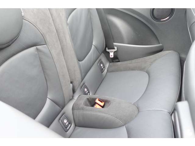 ミニ ミニコンバーチブル ジョン・クーパー・ワークス R5年 (近畿) 99