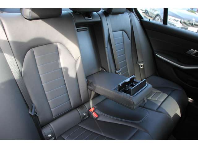 ＢＭＷ ３シリーズ ３２０ｉ　Ｍスポーツ R1年 (関東) 99