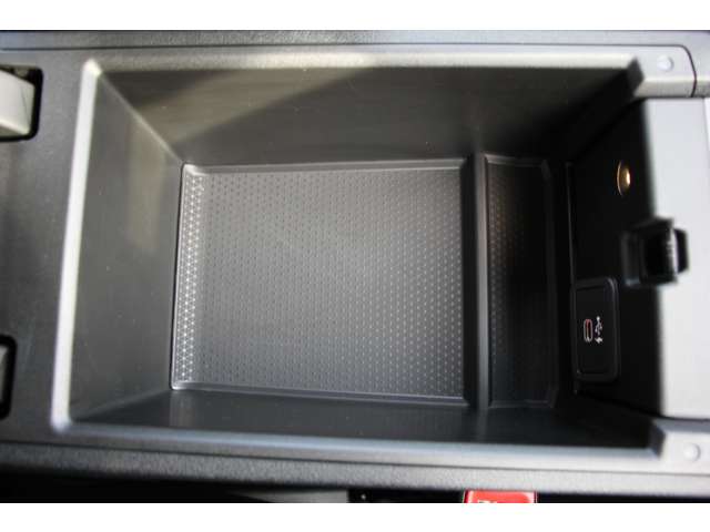 ＢＭＷ ３シリーズ ３２０ｉ　Ｍスポーツ R1年 (関東) 99