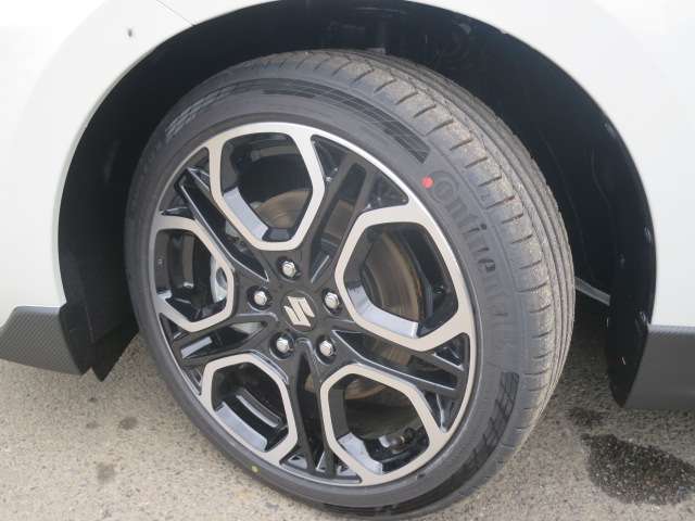 スズキ スイフト スポーツ １．４ R6年 (関東) 99