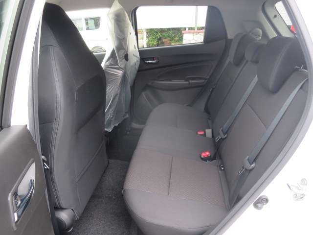 スズキ スイフト スポーツ １．４ R6年 (関東) 99