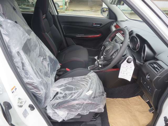 スズキ スイフト スポーツ １．４ R6年 (関東) 99