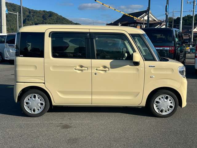 スズキ スペーシア ６６０ ハイブリッド Ｇ R3年 (中国) 99