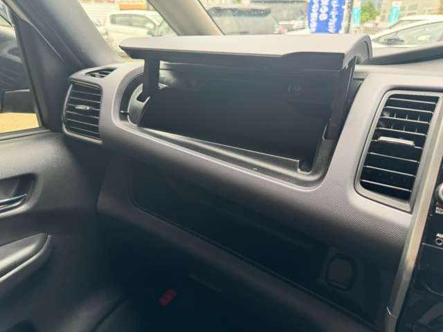 日産 セレナ １．２ Ｅ－ＰＯＷＥＲ ＸＶ R1年 (東北) 99