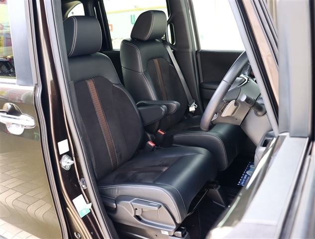 ホンダ Ｎ　ＢＯＸ カスタム ６６０ Ｇ ＥＸ ターボ ホンダセンシング H30年 (関東) 99