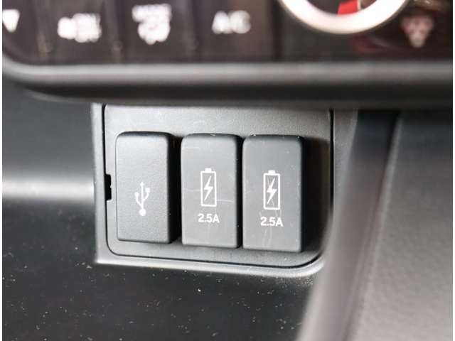 ホンダ Ｎ　ＢＯＸ カスタム ６６０ Ｇ ＥＸ ターボ ホンダセンシング H30年 (関東) 99