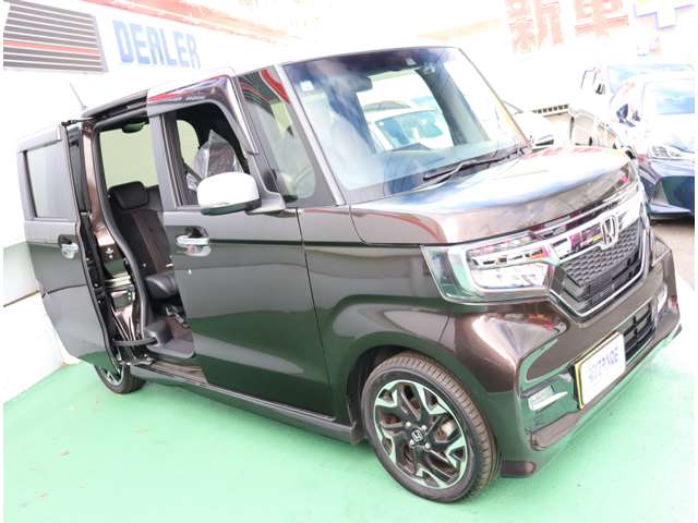 ホンダ Ｎ　ＢＯＸ カスタム ６６０ Ｇ ＥＸ ターボ ホンダセンシング H30年 (関東) 99