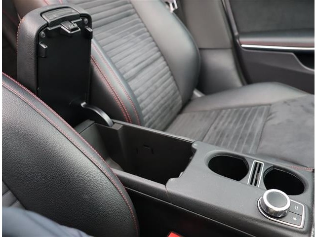 メルセデスベンツ ＣＬＡシューティングブレーク ＣＬＡ１８０　スポーツ H27年 (関東) 99