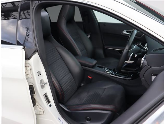 メルセデスベンツ ＣＬＡシューティングブレーク ＣＬＡ１８０　スポーツ H27年 (関東) 99