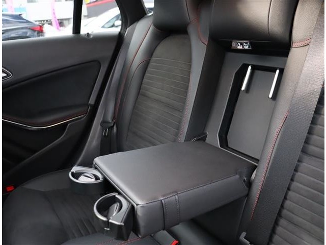 メルセデスベンツ ＣＬＡシューティングブレーク ＣＬＡ１８０　スポーツ H27年 (関東) 99