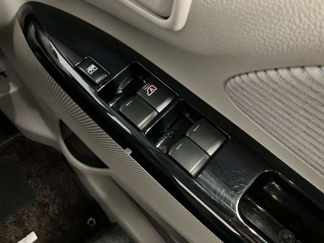 日産 デイズ ６６０ Ｘ ４ＷＤ H25年 (北海道) 99