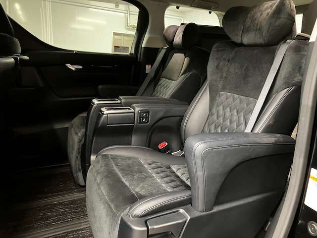 トヨタ アルファード ２．５ Ｓ Ｃパッケージ ４ＷＤ H29年 (北海道) 99