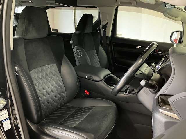 トヨタ アルファード ２．５ Ｓ Ｃパッケージ ４ＷＤ H29年 (北海道) 99