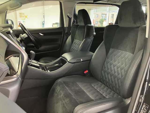 トヨタ アルファード ２．５ Ｓ Ｃパッケージ ４ＷＤ H29年 (北海道) 99