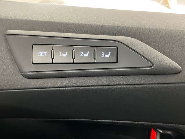 トヨタ アルファード ２．５ Ｓ Ｃパッケージ ４ＷＤ H29年 (北海道) 99