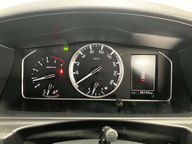 トヨタ ハイエースバン ２．８ ＤＸ ロング ディーゼルターボ ４ＷＤ R5年 (北海道) 99