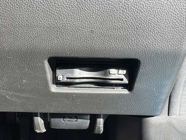 スズキ スイフト スポーツ １．４ スズキセーフティサポート非装着車 R5年 (東海) 99