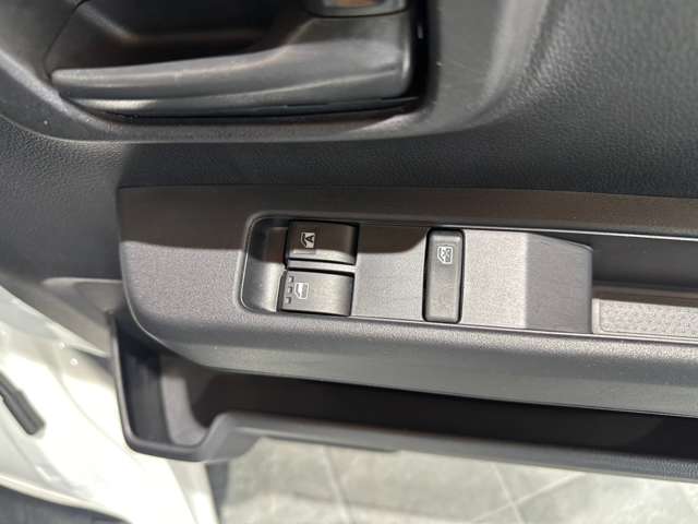 ダイハツ ハイゼットカーゴ ６６０ デラックス R6年 (近畿) 99