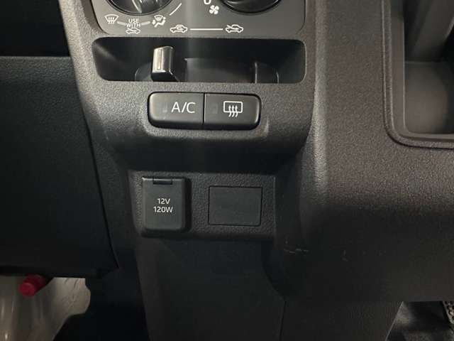 ダイハツ ハイゼットカーゴ ６６０ デラックス R6年 (近畿) 99