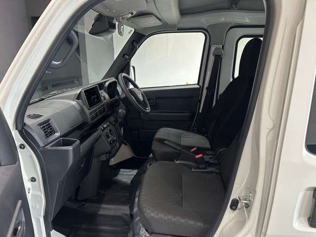 ダイハツ ハイゼットカーゴ ６６０ デラックス R6年 (近畿) 99