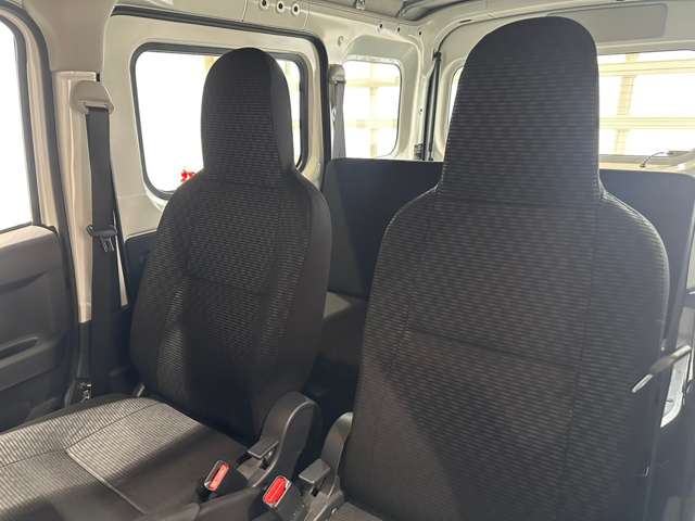 ダイハツ ハイゼットカーゴ ６６０ デラックス R6年 (近畿) 99