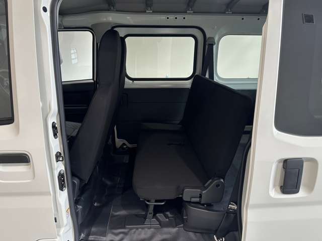 ダイハツ ハイゼットカーゴ ６６０ デラックス R6年 (近畿) 99