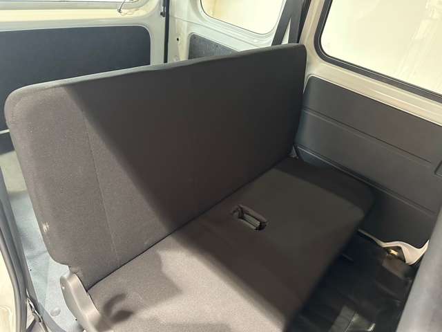 ダイハツ ハイゼットカーゴ ６６０ デラックス R6年 (近畿) 99