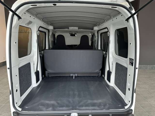 ダイハツ ハイゼットカーゴ ６６０ デラックス R6年 (近畿) 99