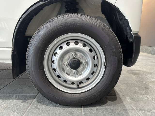 ダイハツ ハイゼットカーゴ ６６０ デラックス R6年 (近畿) 99