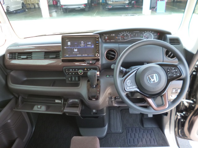 ホンダ Ｎ　ＢＯＸ ６６０ Ｇ Ｌ ホンダセンシング カッパーブラウンスタイル R1年 (東北) 99