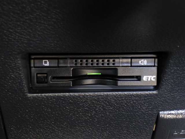 トヨタ カローラフィールダー カローラフィールダーハイブリッドＧ H25年 (東北) 99