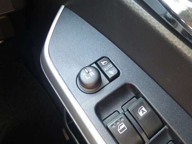 トヨタ ルーミー １．０ カスタム Ｇ ４ＷＤ R2年 (東北) 99