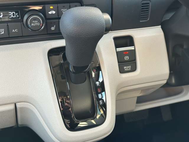 ホンダ Ｎ　ＢＯＸ ６６０ R5年 (中国) 99