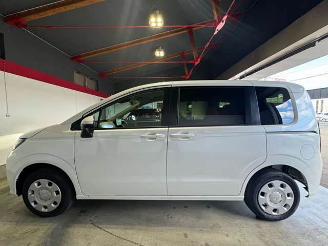 ホンダ フリード　ハイブリッド １．５ Ｅ：ＨＥＶ エアー ４ＷＤ R6年 (東北) 99