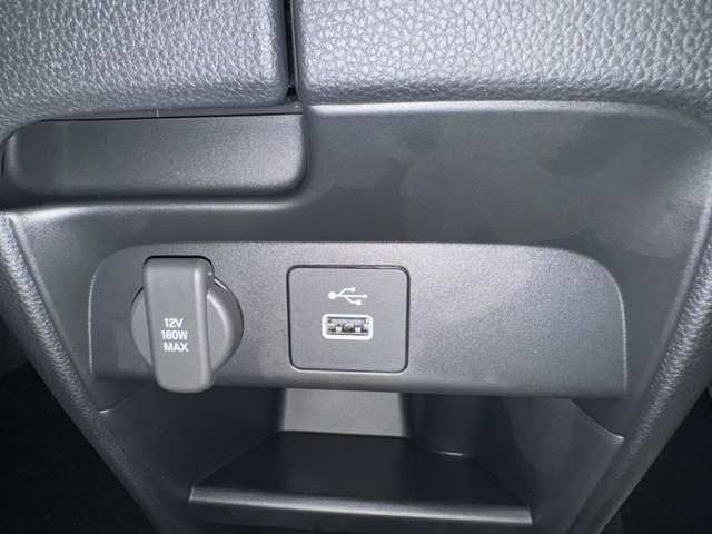 ホンダ フリード　ハイブリッド １．５ Ｅ：ＨＥＶ エアー ４ＷＤ R6年 (東北) 99