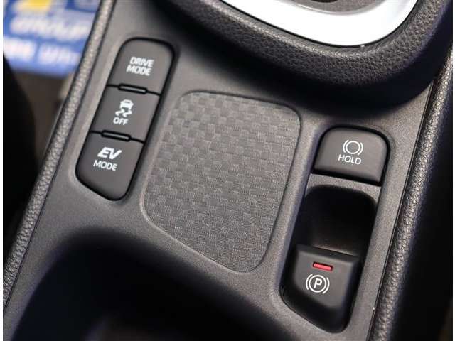 トヨタ ヤリスクロス　ハイブリッド １．５ ハイブリッド Ｚ R3年 (関東) 99