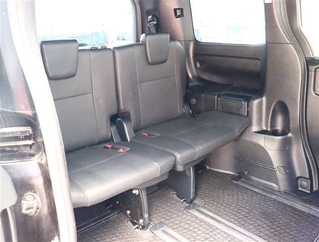 トヨタ エスクァイア ２．０ ＧＩ ブラック テーラード H29年 (関東) 99