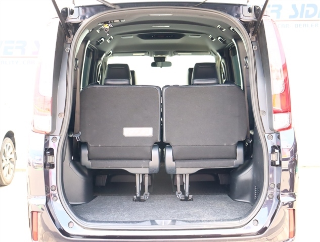 トヨタ エスクァイア ２．０ ＧＩ ブラック テーラード H29年 (関東) 99