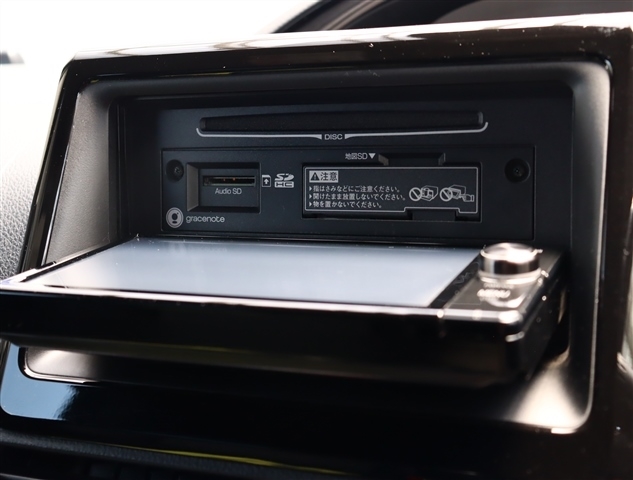 トヨタ エスクァイア ２．０ ＧＩ ブラック テーラード H29年 (関東) 99