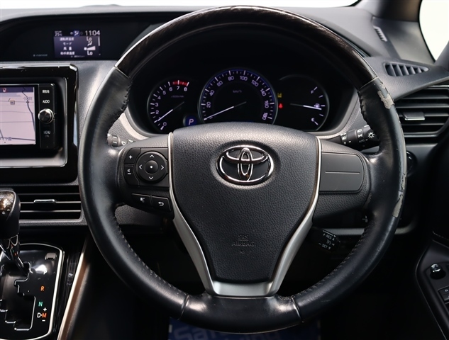 トヨタ エスクァイア ２．０ ＧＩ ブラック テーラード H29年 (関東) 99