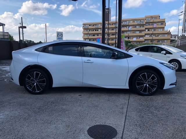 トヨタ プリウス ２．０ Ｚ R5年 (関東) 99